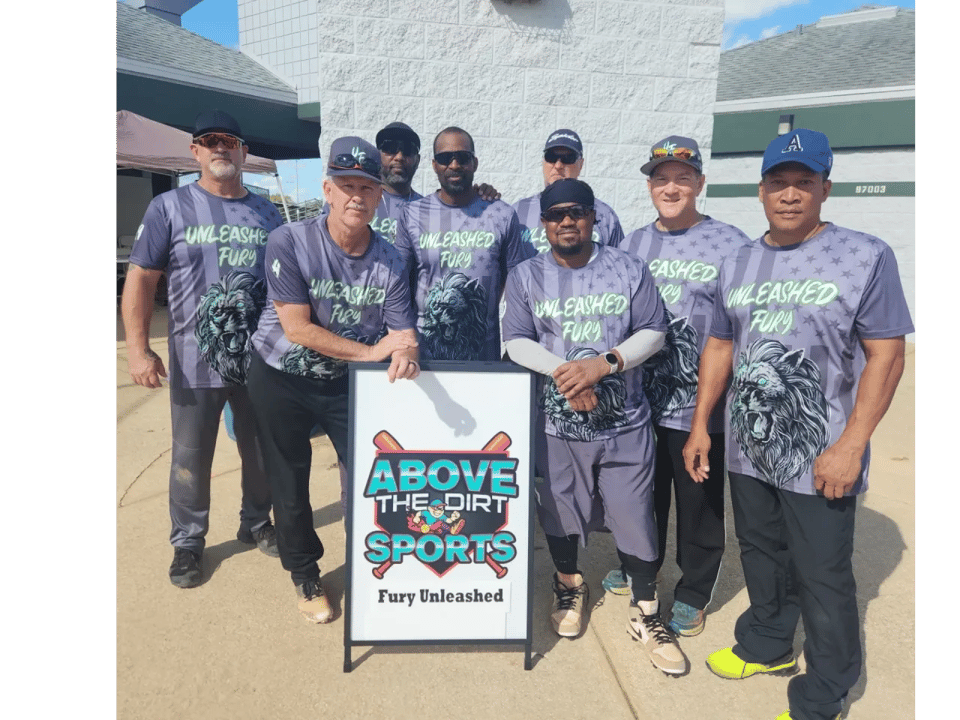 Team photo at the diamond
