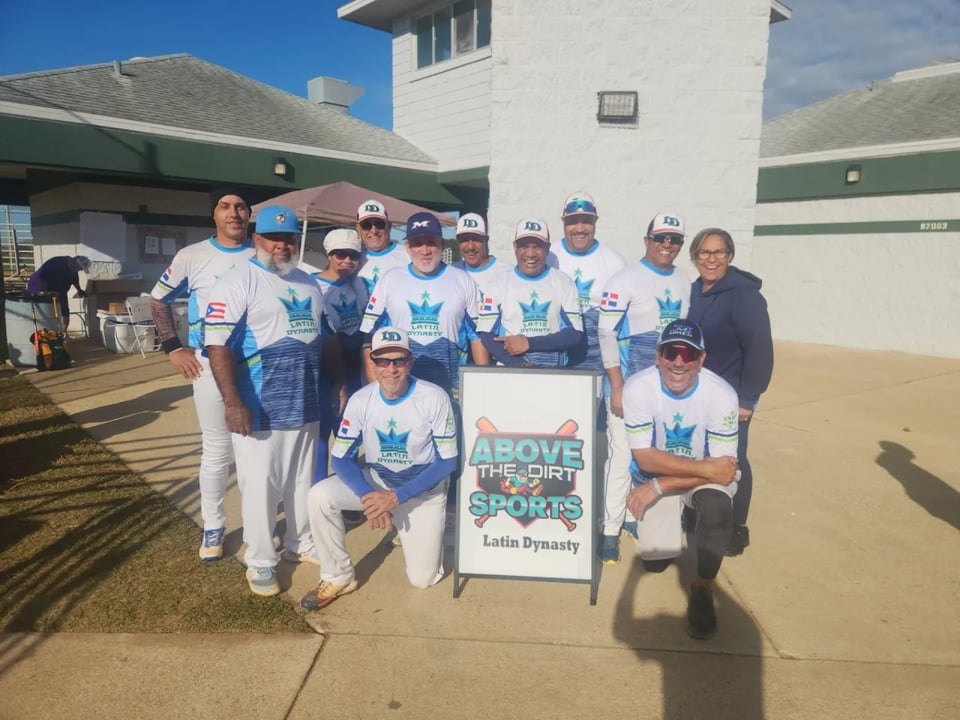 Team photo at the diamond